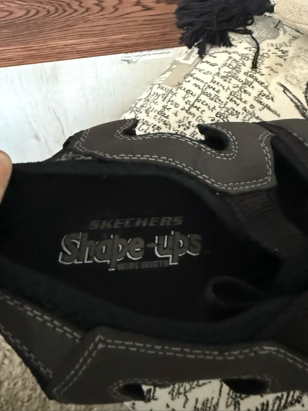 Skechers shape ups